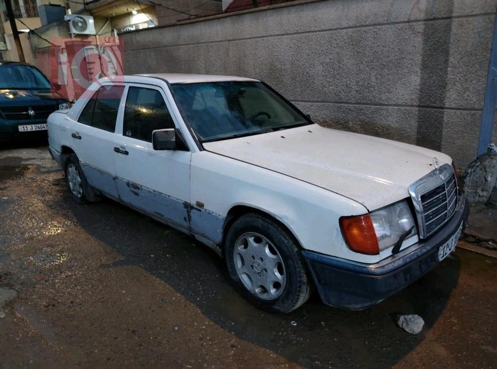 مرسيدس بنز E-Class